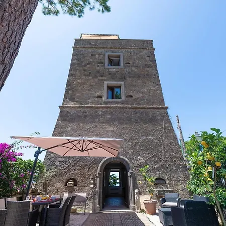 Torre Del Saraceno Holiday home