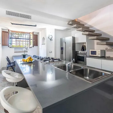 Holiday home Torre Del Saraceno
