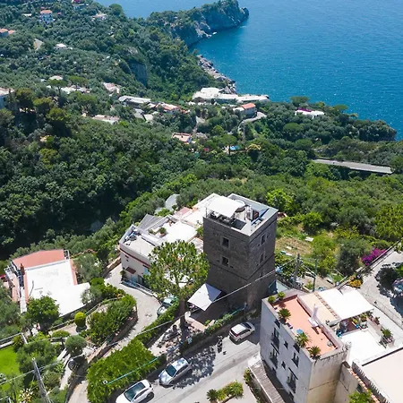 Torre Del Saraceno